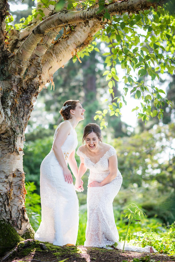 30006 
 The wedding of Claire Thomson and Jessica Lightfoot, Edinburgh Botanic Gardens, 29th June 2019. Photographed by Ditte Solgaard Dunn, First Light Photography